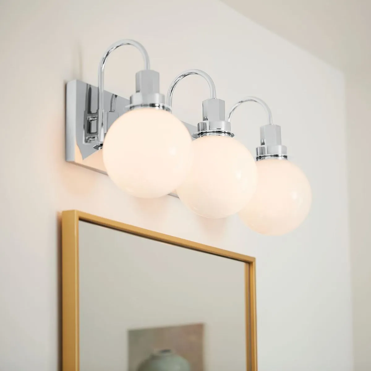 Hex 23 in. 3 Lights Vanity Light Chrome Finish