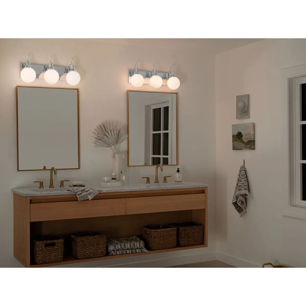 Hex 23 in. 3 Lights Vanity Light Chrome Finish