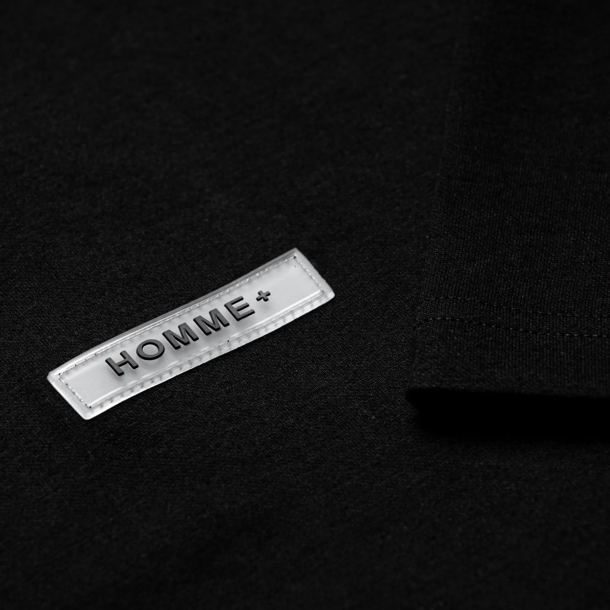 HOMME  'ESSENTIAL' Rubber Logo Big Tee Black/White