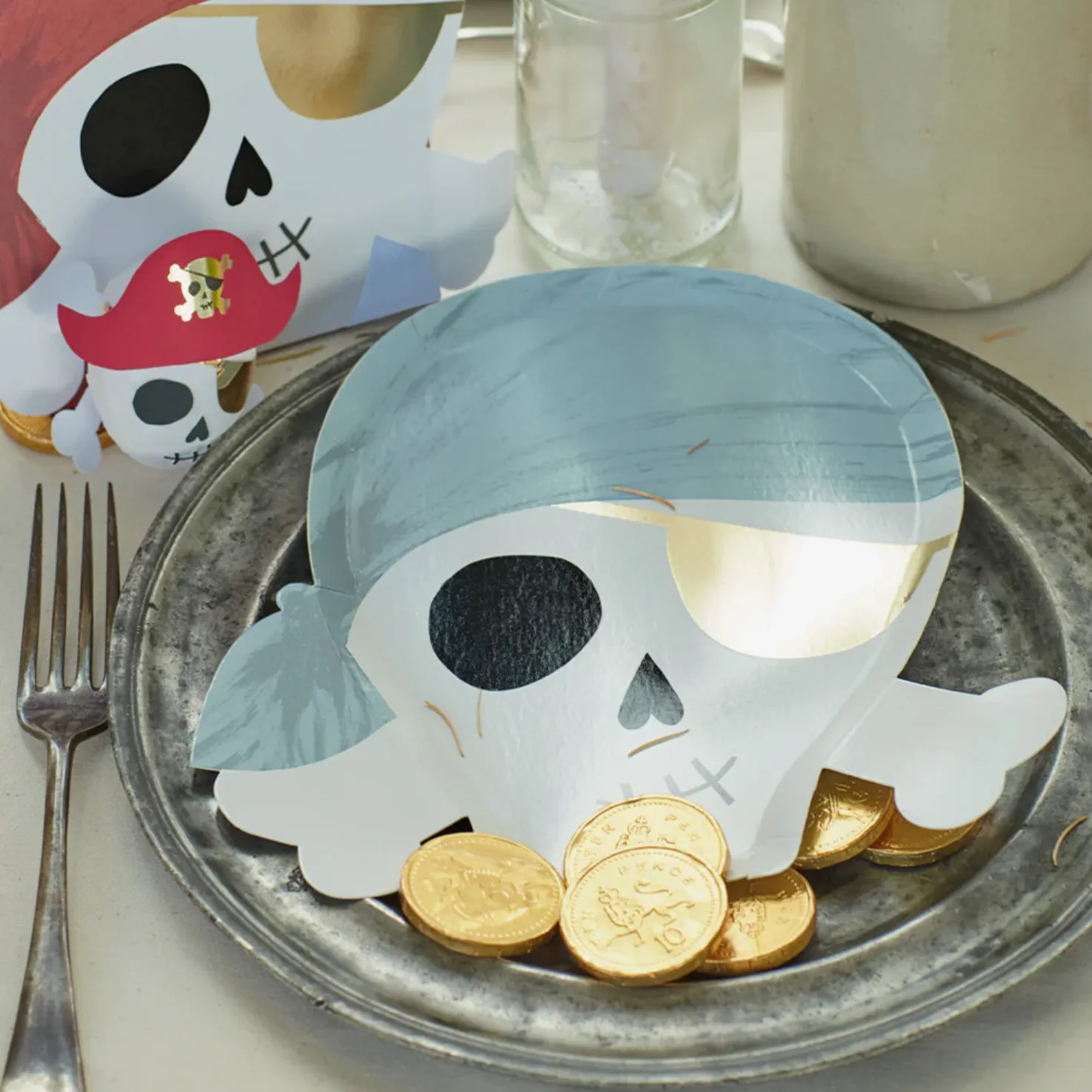 MERI MERI PIRATE PLATES 8PK